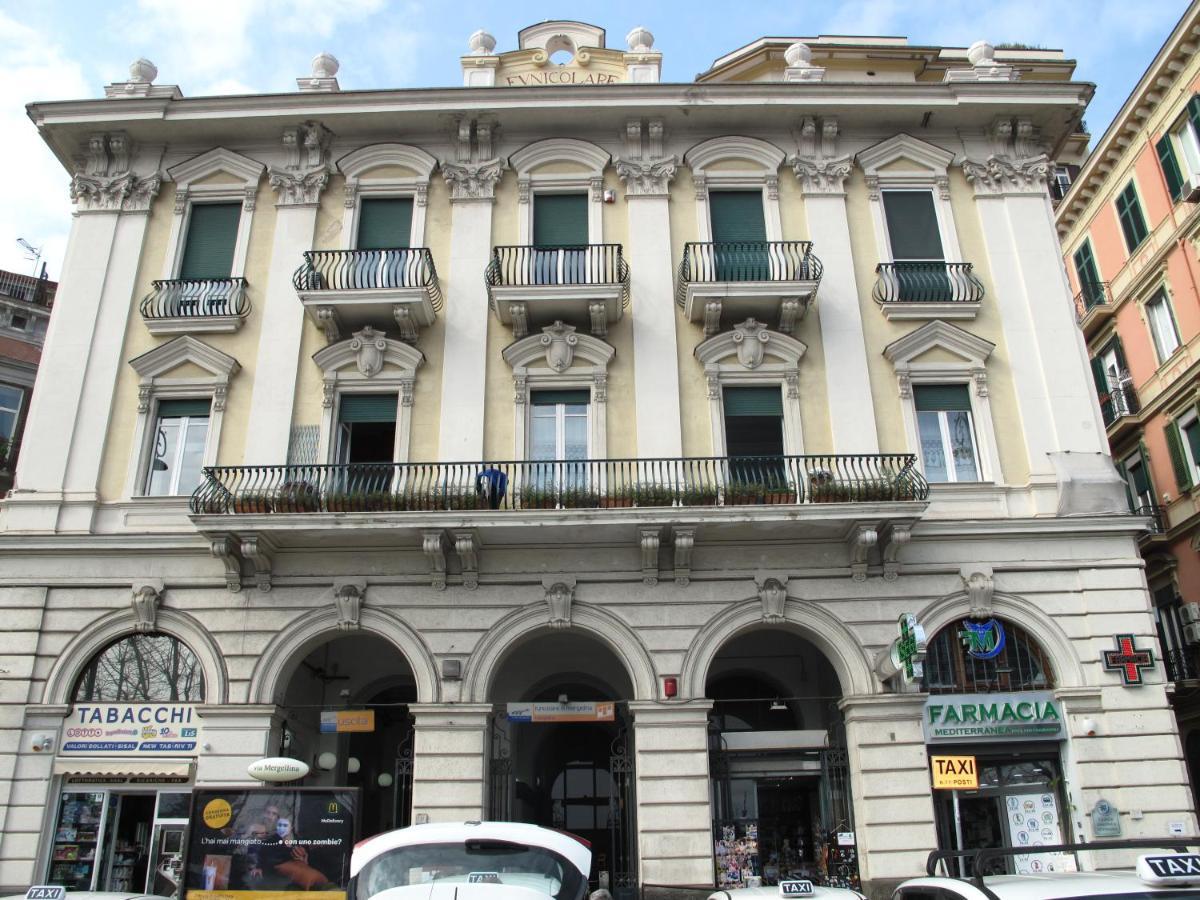 Monocamera Con Terrazzogiardino -Studette -Zona Panoramica Posillipo 나폴리 외부 사진