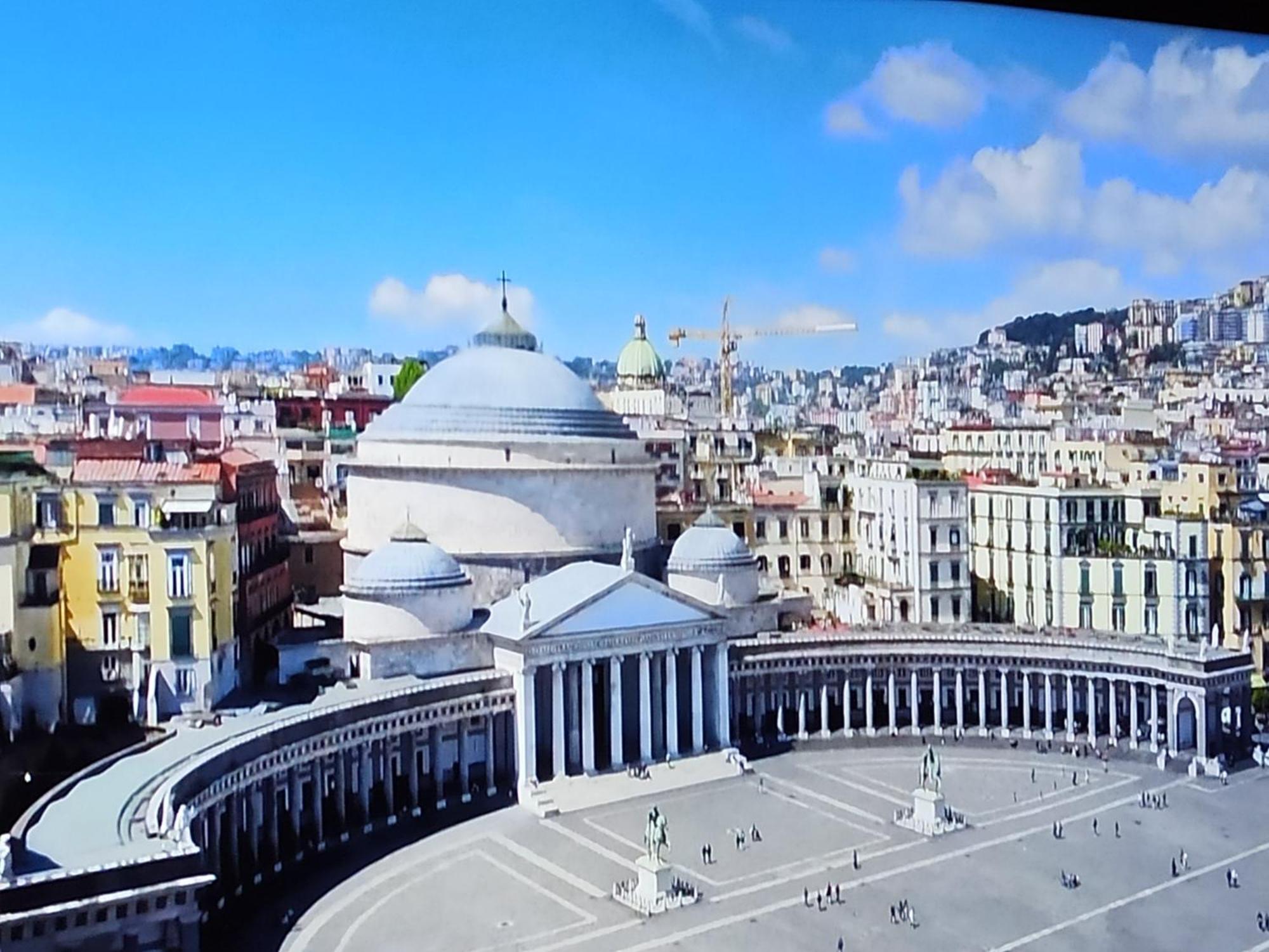 Monocamera Con Terrazzogiardino -Studette -Zona Panoramica Posillipo 나폴리 외부 사진